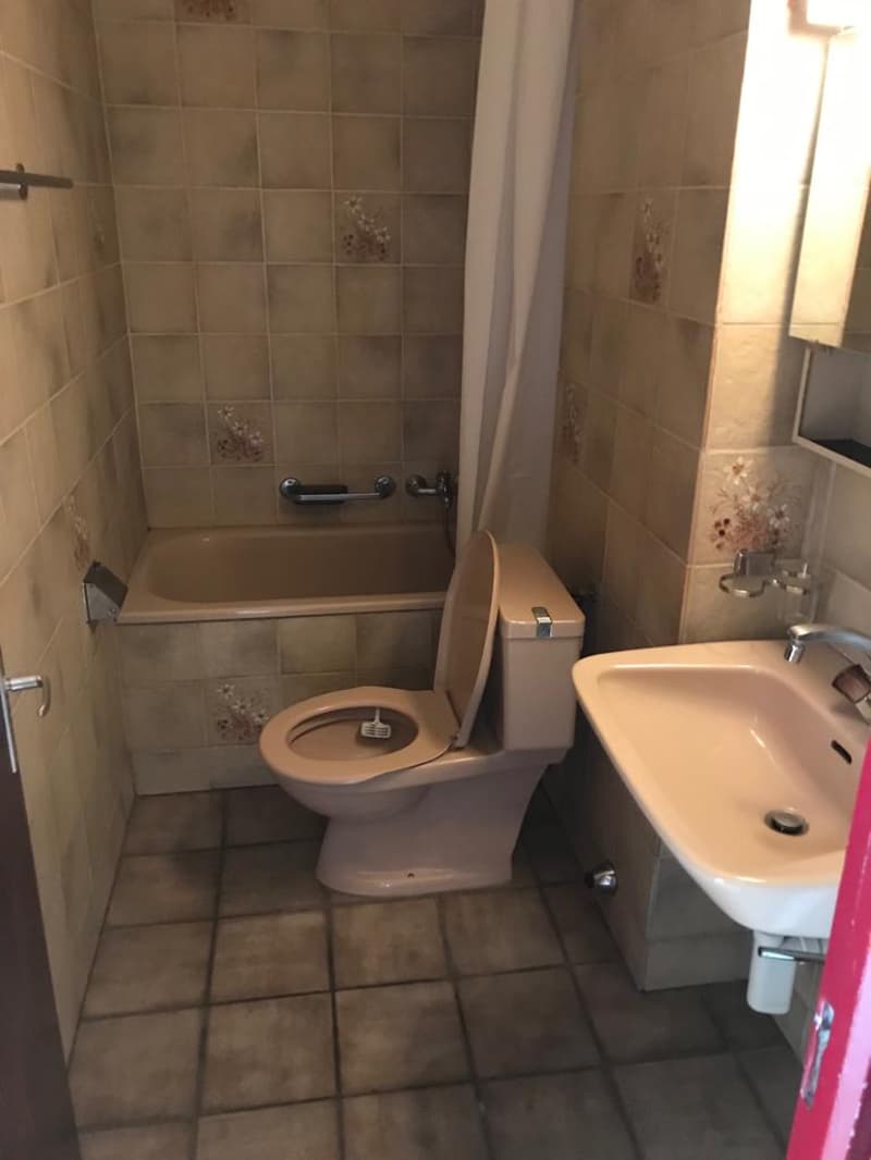 Appartamento 2 locali con balcone e vista panoramica a Vezia (5)