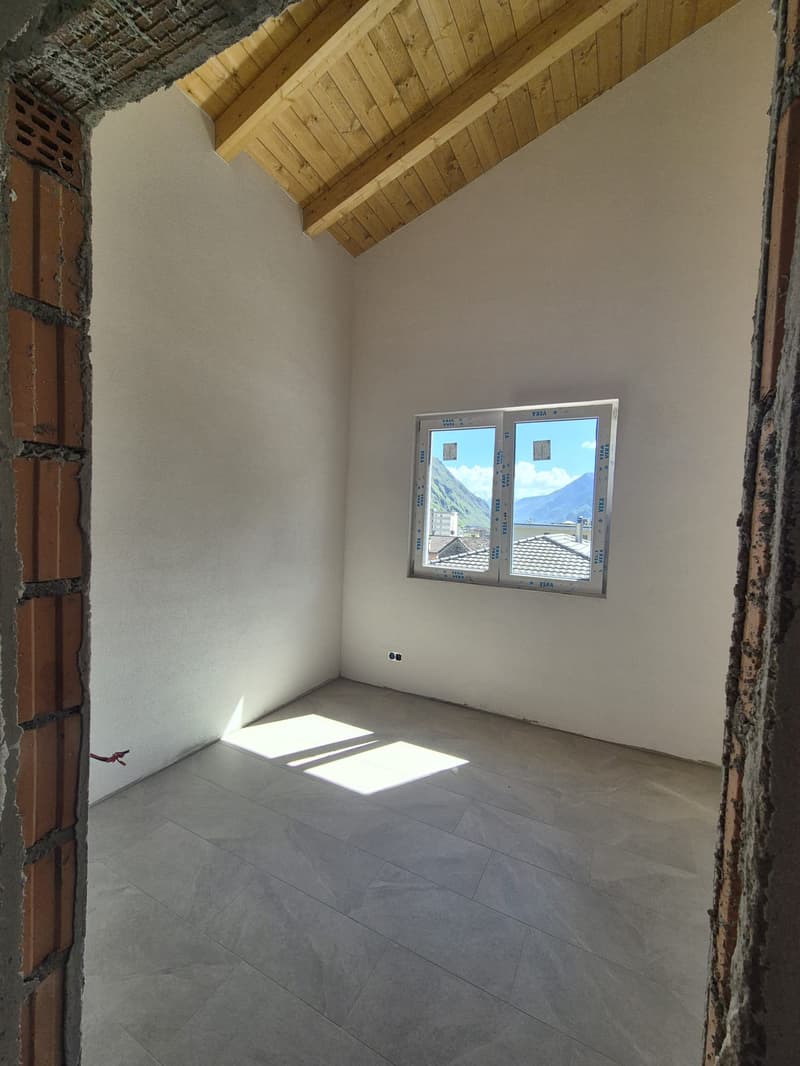 Casa bifamiliare moderna in costruzione a Biasca (7)
