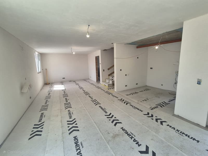 Casa bifamiliare moderna in costruzione a Biasca (10)