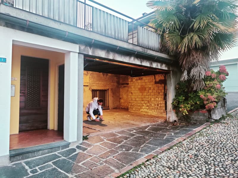 Doppio Garage in Affitto a Gordola – Via San Gottardo 87 (1)