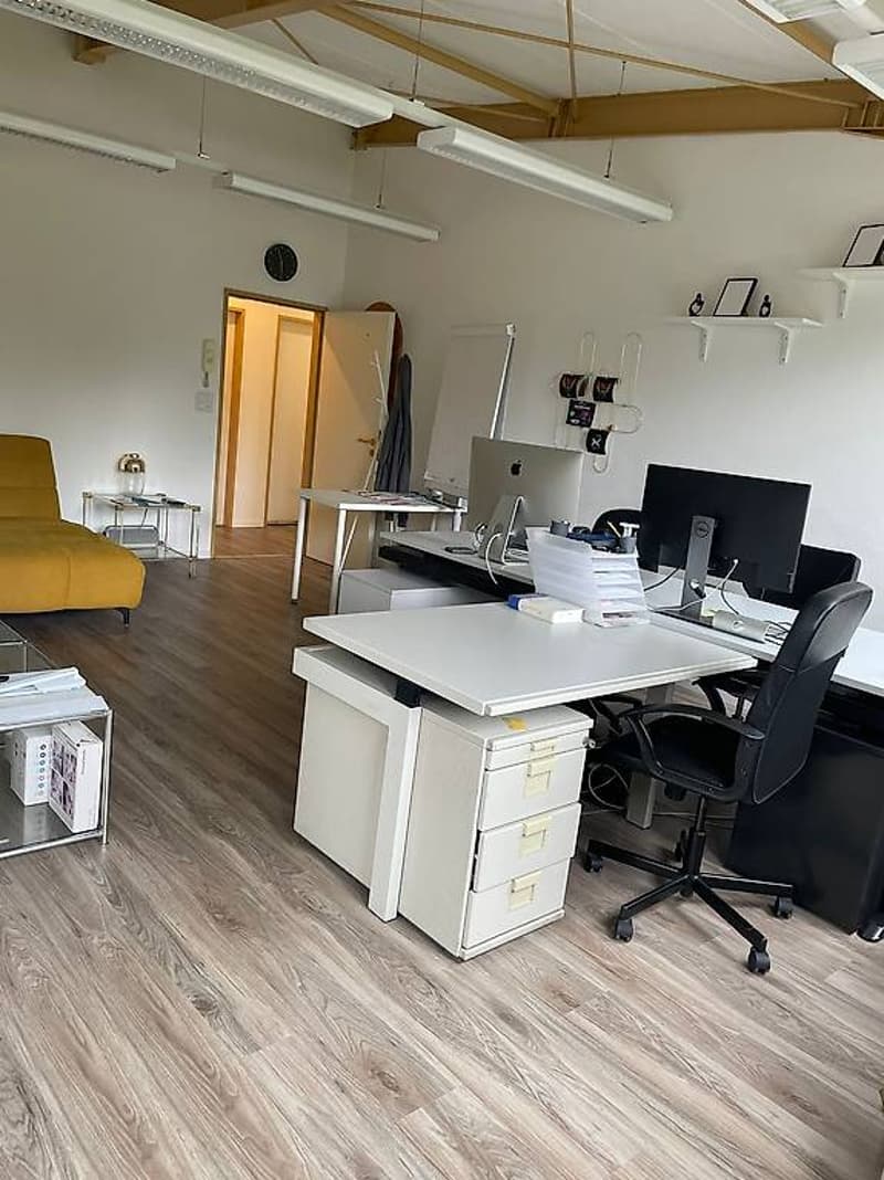 Zu Vermieten Büro (4)
