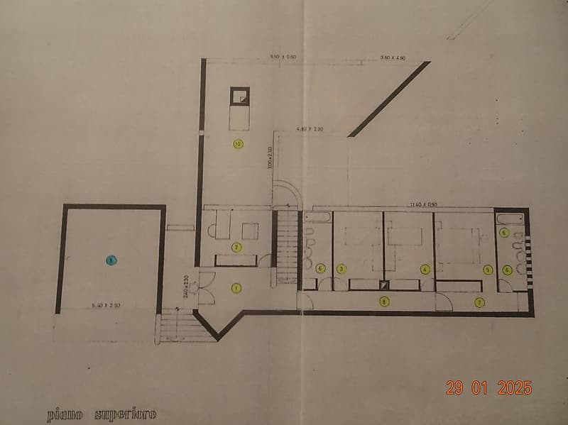 Multiple rooms, main hall, staircase, bathrooms, balcony