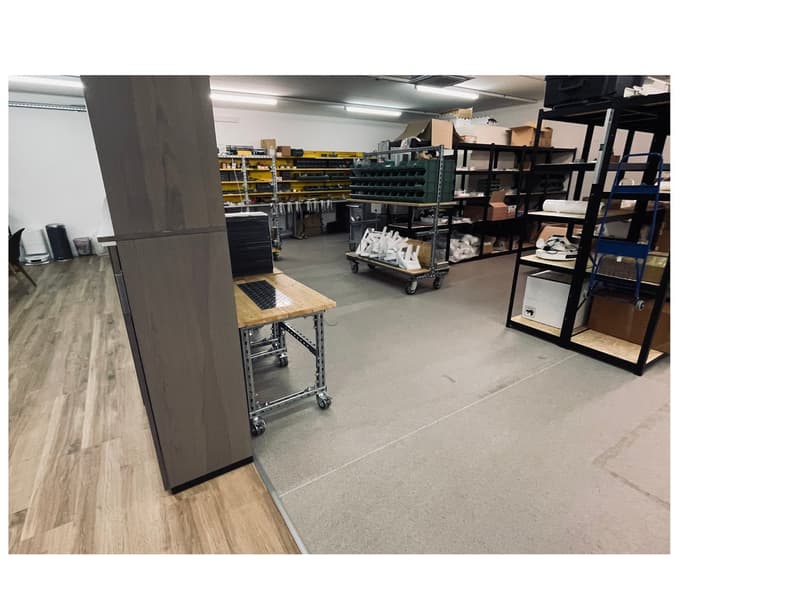 Uffici con magazzino mq. 350 zona Foxtown (4)