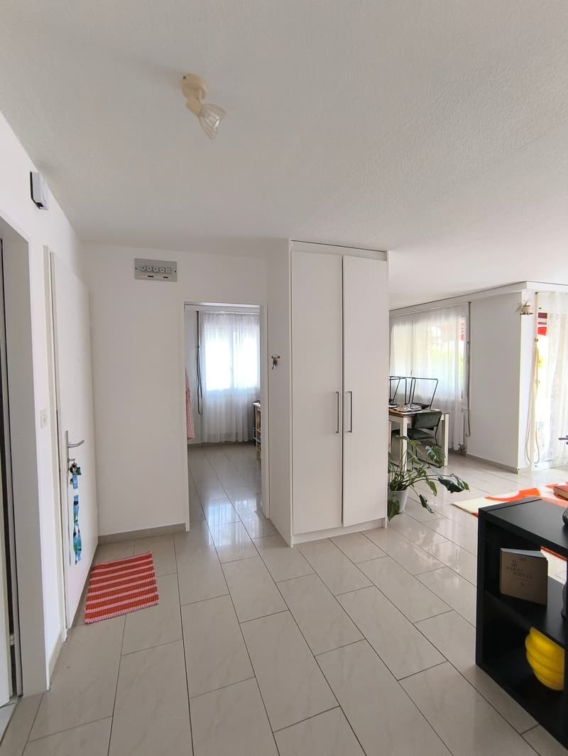 3.5-Zimmer-Wohnung mit Balkon in Schmitten (7)