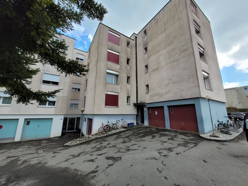 3.5-Zimmer-Wohnung mit Balkon in Schmitten (1)