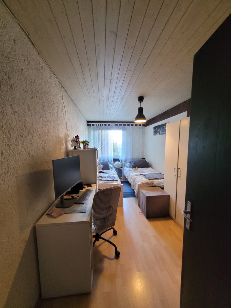 Charmante 4-Zimmer-Wohnung im historischen Altbau in Zwingen (7)