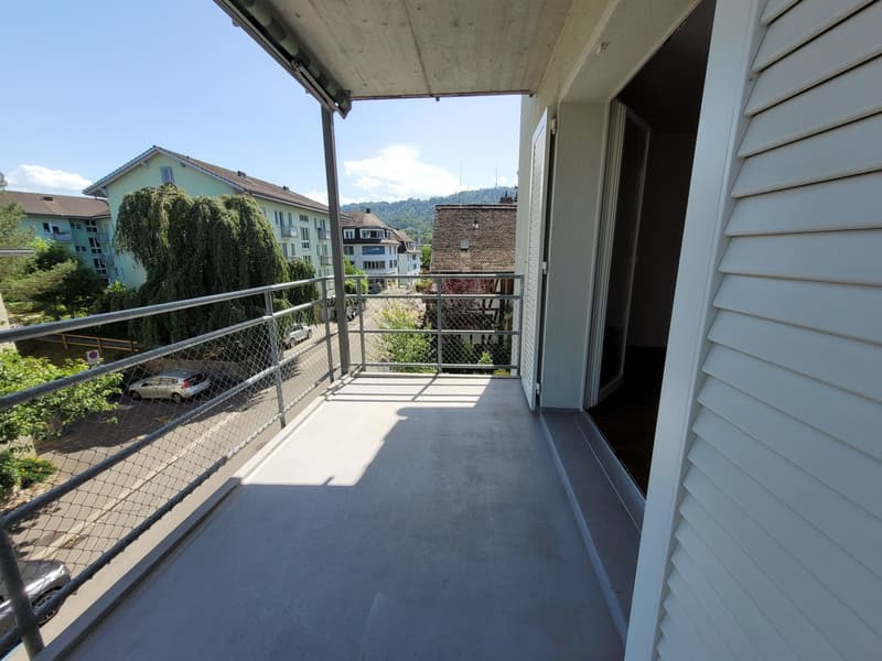 4.5-Zimmer-Wohnung mit Balkon und Waschmaschine (9)