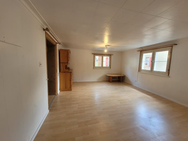Charmante 3.5-Zimmer-Wohnung im traditionellen Schweizer Haus in Küblis (5)