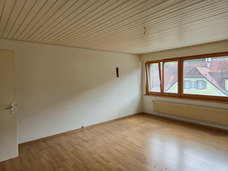 Charmante 2.5-Zimmer-Wohnung in Bévilard – sofort verfügbar! (18)
