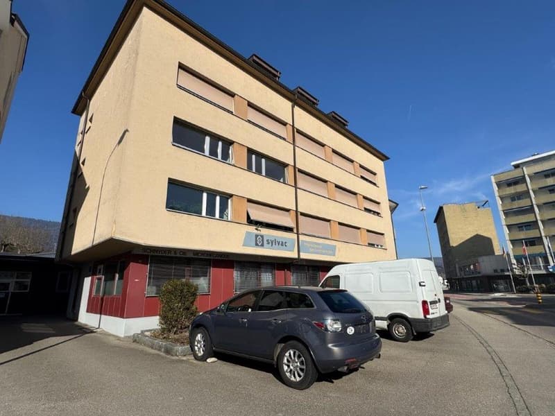 Charmante 2.5-Zimmer-Wohnung in Bévilard – sofort verfügbar! (1)