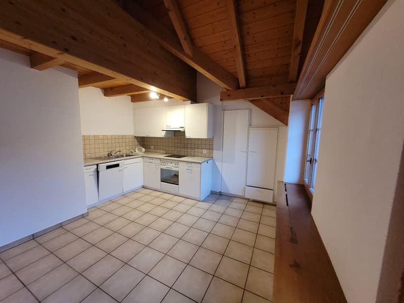 Charmante 4.5-Zimmer-Dachwohnung an der Hauptstrasse in Läufelfingen (5)