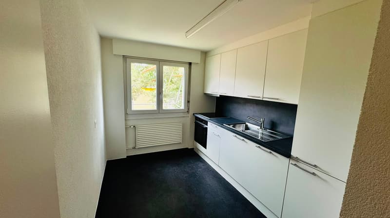 Helle 3-Zimmer-Wohnung mit Balkon in Bévilard – sofort verfügbar! (7)