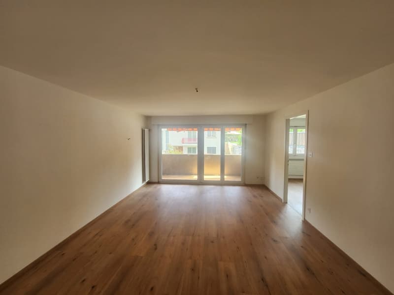 Helle 3-Zimmer-Wohnung mit Balkon in Bévilard – sofort verfügbar! (4)