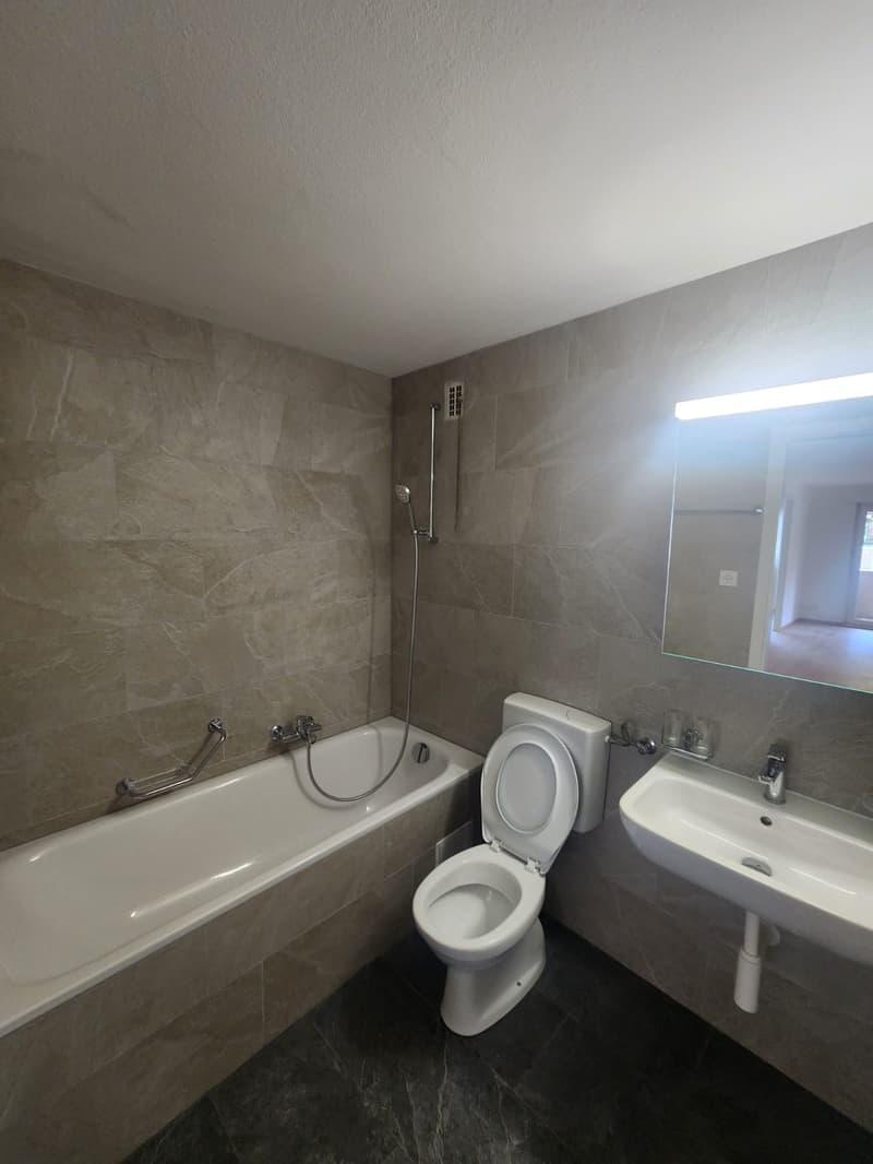 Helle 3-Zimmer-Wohnung mit Balkon in Bévilard – sofort verfügbar! (10)
