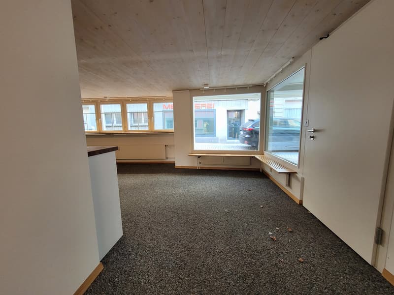 Grosszügige 6-Zimmer-Büro oder Fabrikationsräume in zentraler Lage (23)
