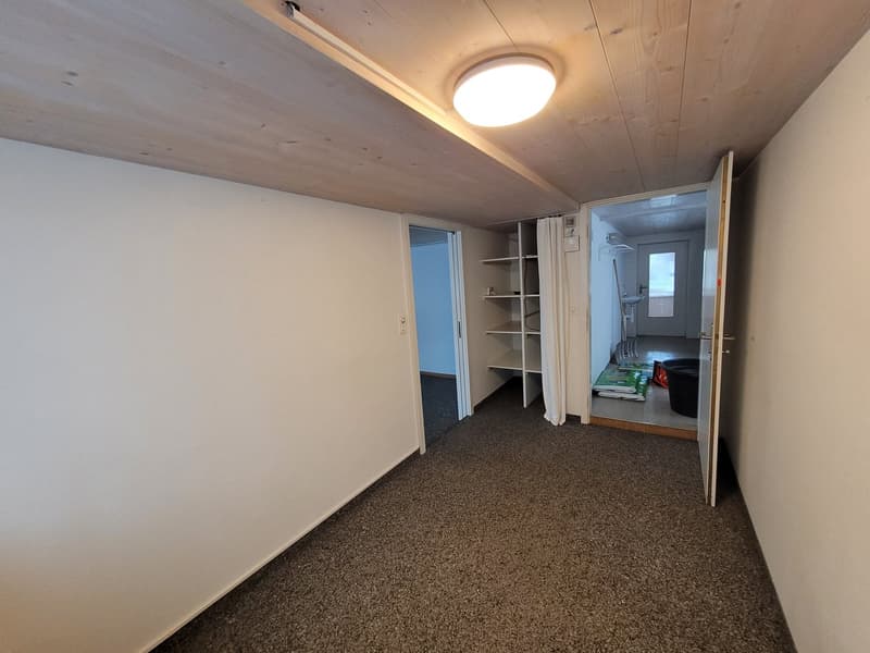 Grosszügige 6-Zimmer-Büro oder Fabrikationsräume in zentraler Lage (11)