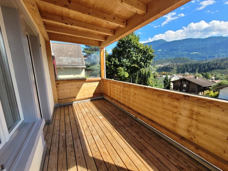 4.5-Zimmer-Wohnung mit Bergblick + separatem Eingang (6)