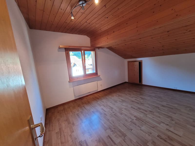 3.5-Zimmer-Dachwohnung in Tamins – sofort verfügbar (5)