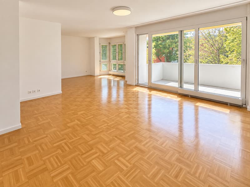 Erstvermietung nach Umbau 3.5-Zimmer-Wohnung mit Balkon in Zwingen (2)