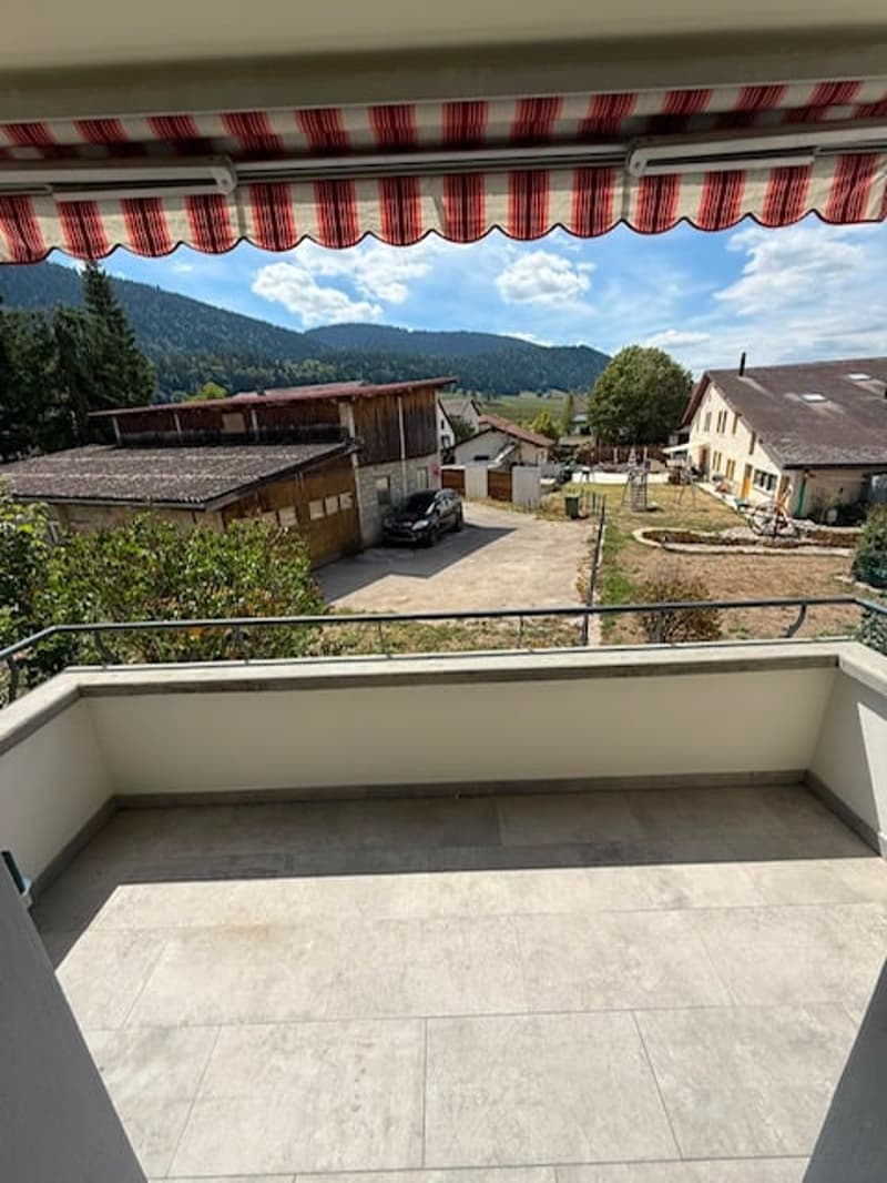 Appartement lumineux de 3 pièces à Môtiers (8)