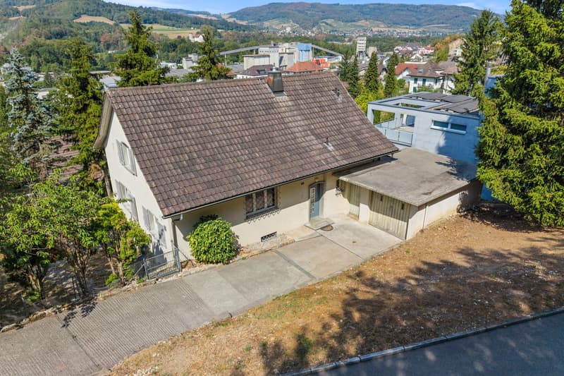 6.5-Zimmer-EFH an familienfreundlicher Lage mit grossem Garten (4)