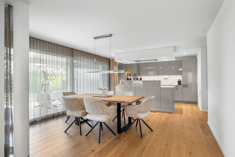 Neuwertige 4.5-Zimmer-Gartenwohnung im Steuerparadies Horn (5)