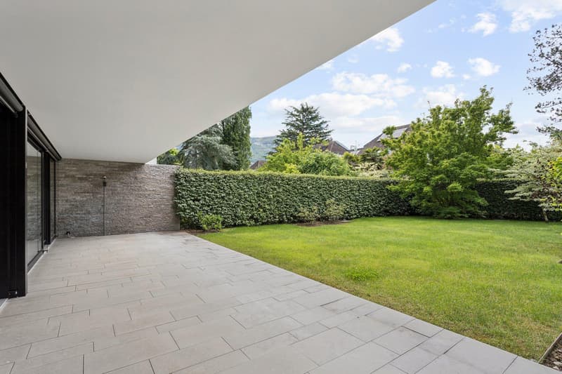Magnifique appartement avec jardin (3)