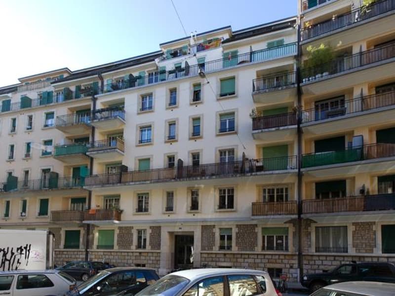 A NE PAS MANQUER !!! APPARTEMENT DE 3,5 PIECES A DEUX PAS DES HUG (1)
