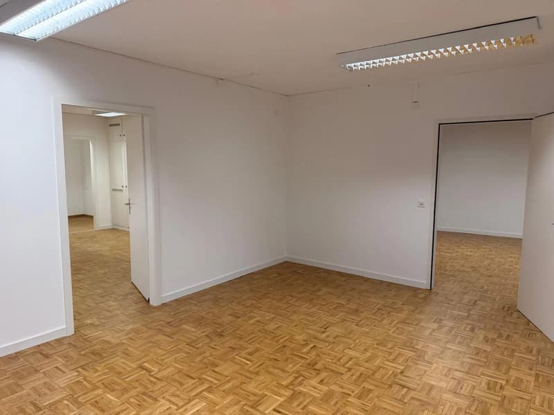 Helle 5-Zimmer-Bürofläche mit 140 m² im Zentrum von Winterthur (6)