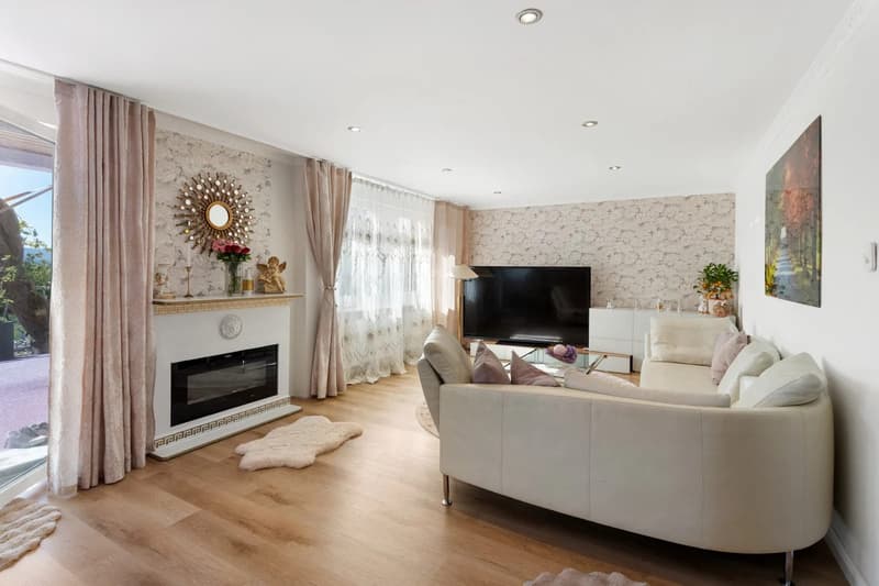 Saniertes 6-Zimmer-Einfamilienhaus mit Garten in Hallau (4)