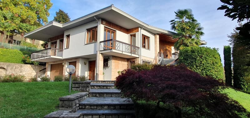 Elegante villa di 9.5 locali con vista panoramica a Morbio Inferiore (2)