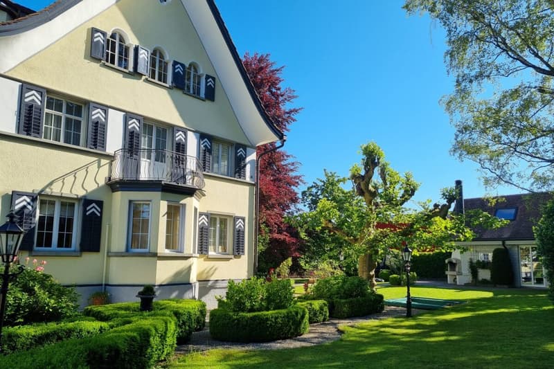 RESERVIERT | Herrschaftsvilla mit 2'008 m2 parkähnlichem Grundstück (14)
