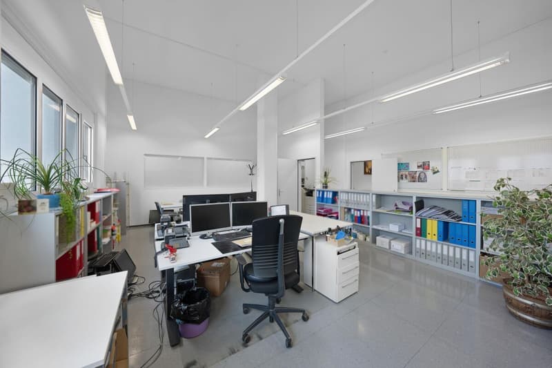 Büro- und Lagerräumlichkeiten (6)