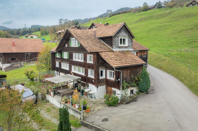 Cozy living with a dreamy view (3)