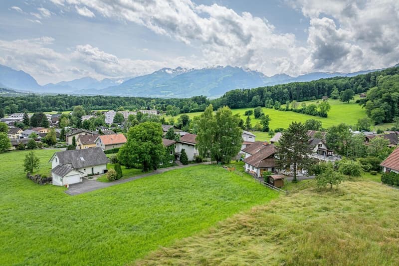 Baulandgrundstück (2)