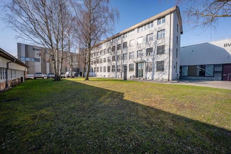 Büro- und Gewerberäumlichkeiten (10)