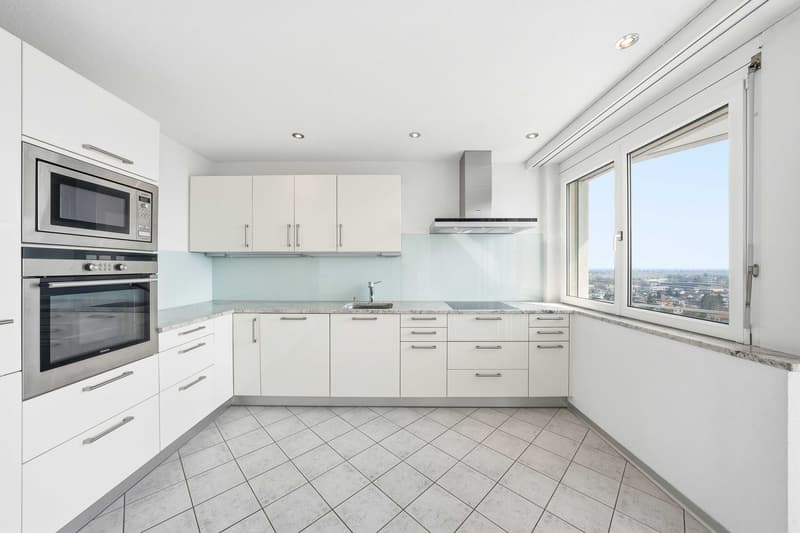 3.5-Zimmer-Wohnung inkl. zwei Tiefgaragenparkplätzen (6)