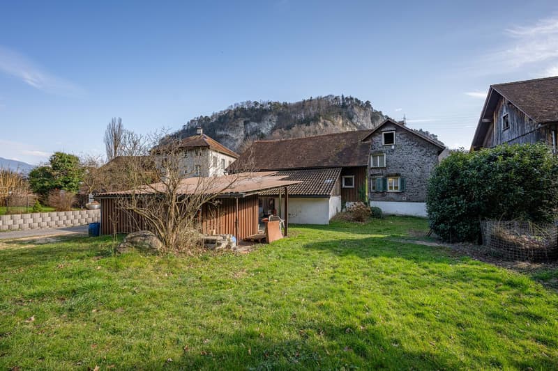Einfamilienhaus mit Scheune (5)