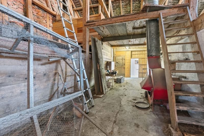 Einfamilienhaus mit Scheune (11)