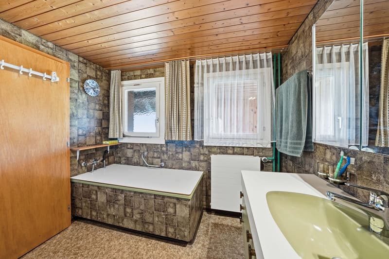 Einfamilienhaus mit Scheune (10)