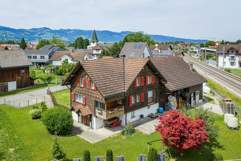 5.0-Zimmer-Einfamilienhaus (12)