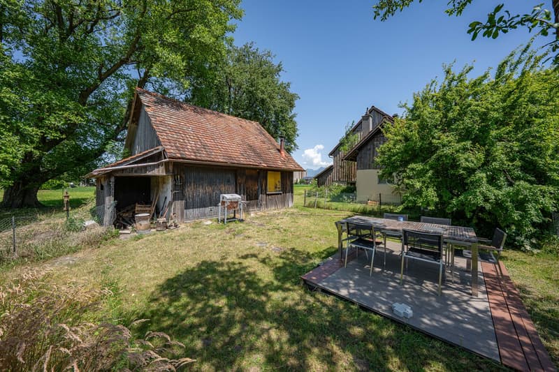 Einfamilienhaus mit Ökonomiegebäuden (8)