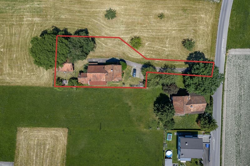 Einfamilienhaus mit Ökonomiegebäuden (3)