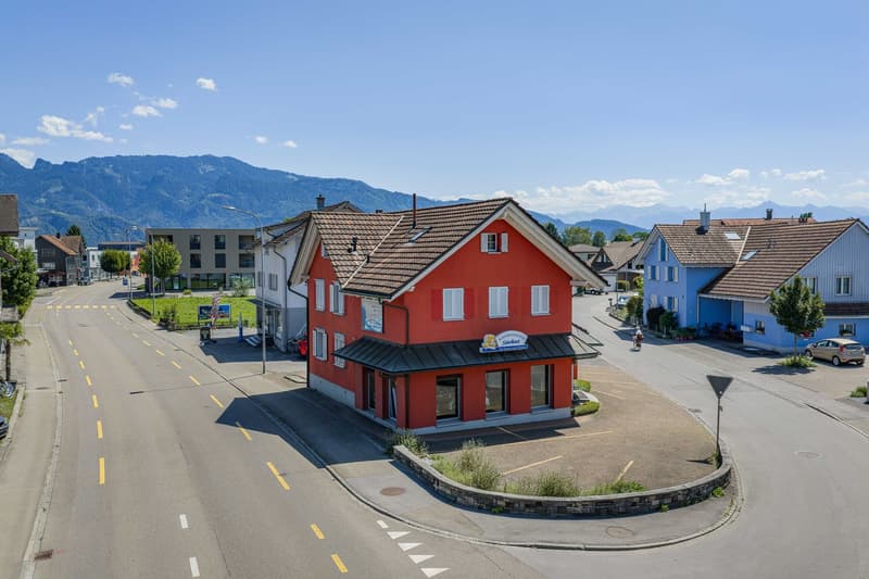 Wohn- und Geschäftshaus (4)