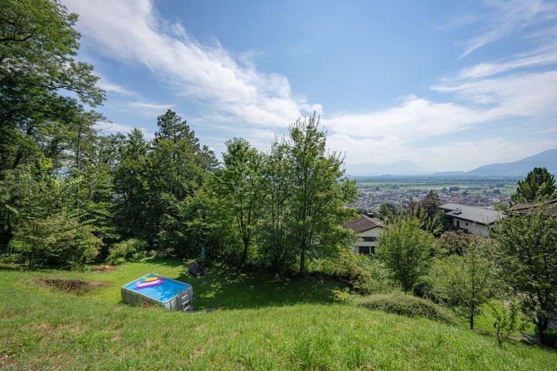 Baulandgrundstück mit attraktiver Aussicht (4)