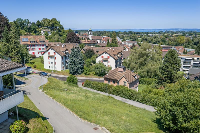 Baulandgrundstück mit Bestandesobjekt (4)