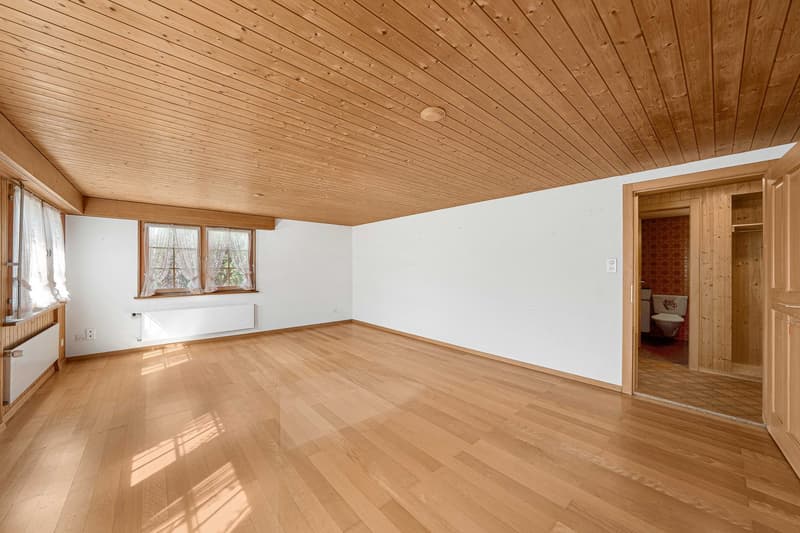 Wohnhaus mit separater Garage (9)
