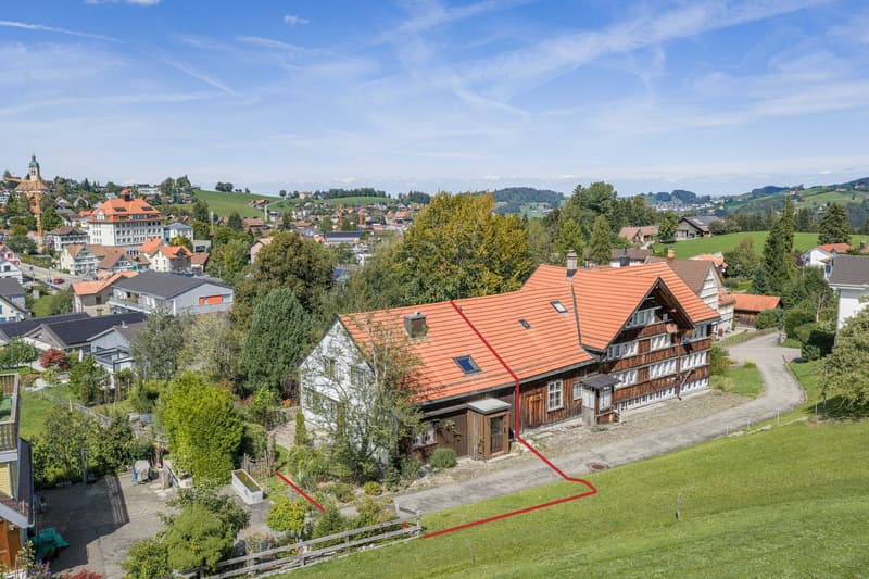Wohnhaus mit separater Garage (2)