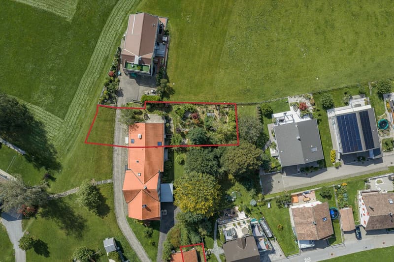 Wohnhaus mit separater Garage (3)