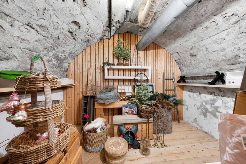 Atelier mit Gewölbekeller (7)